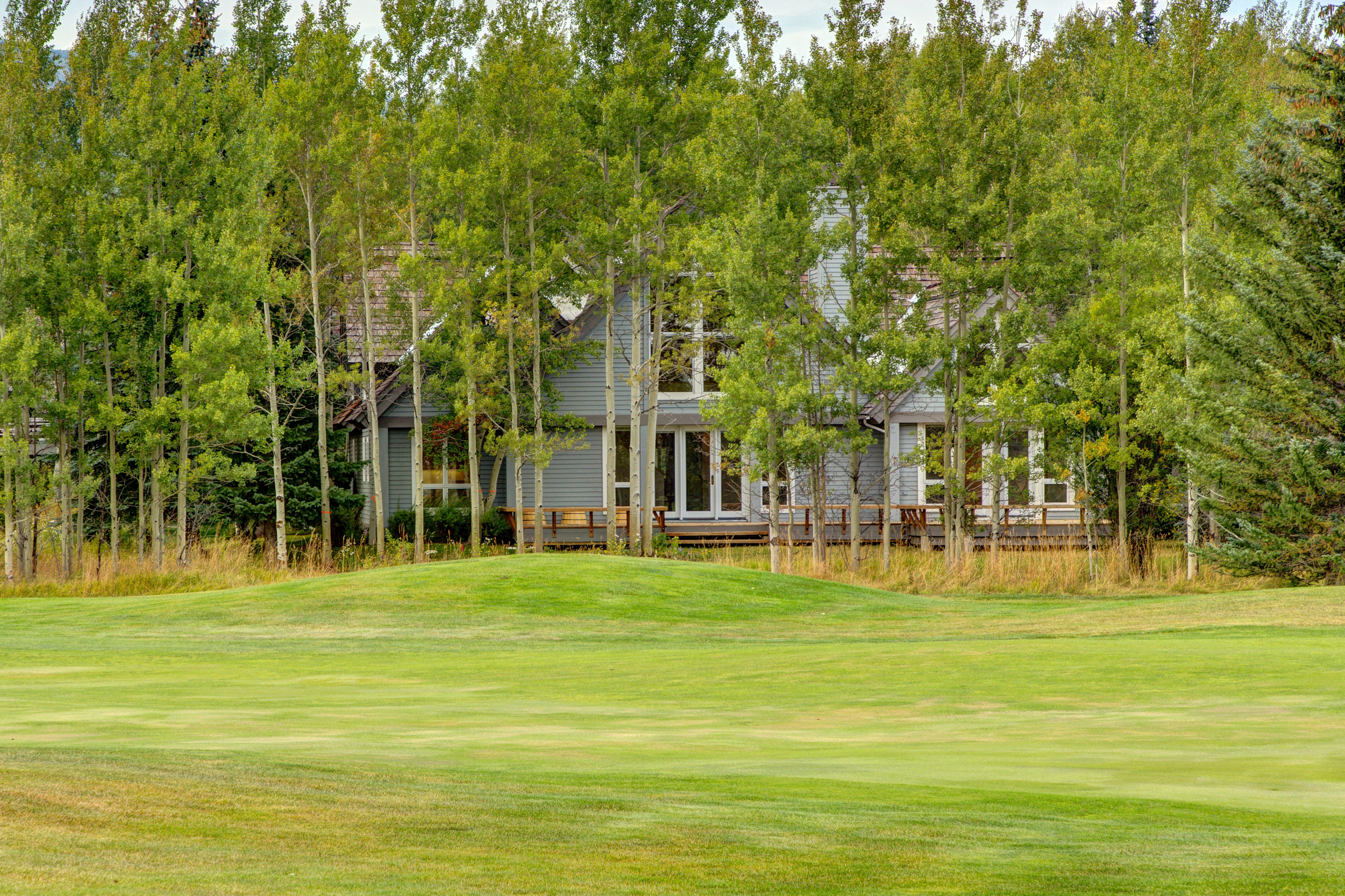 AbodeLuxuryRentalsJacksonHoleWyomingAspenWoodExterior11